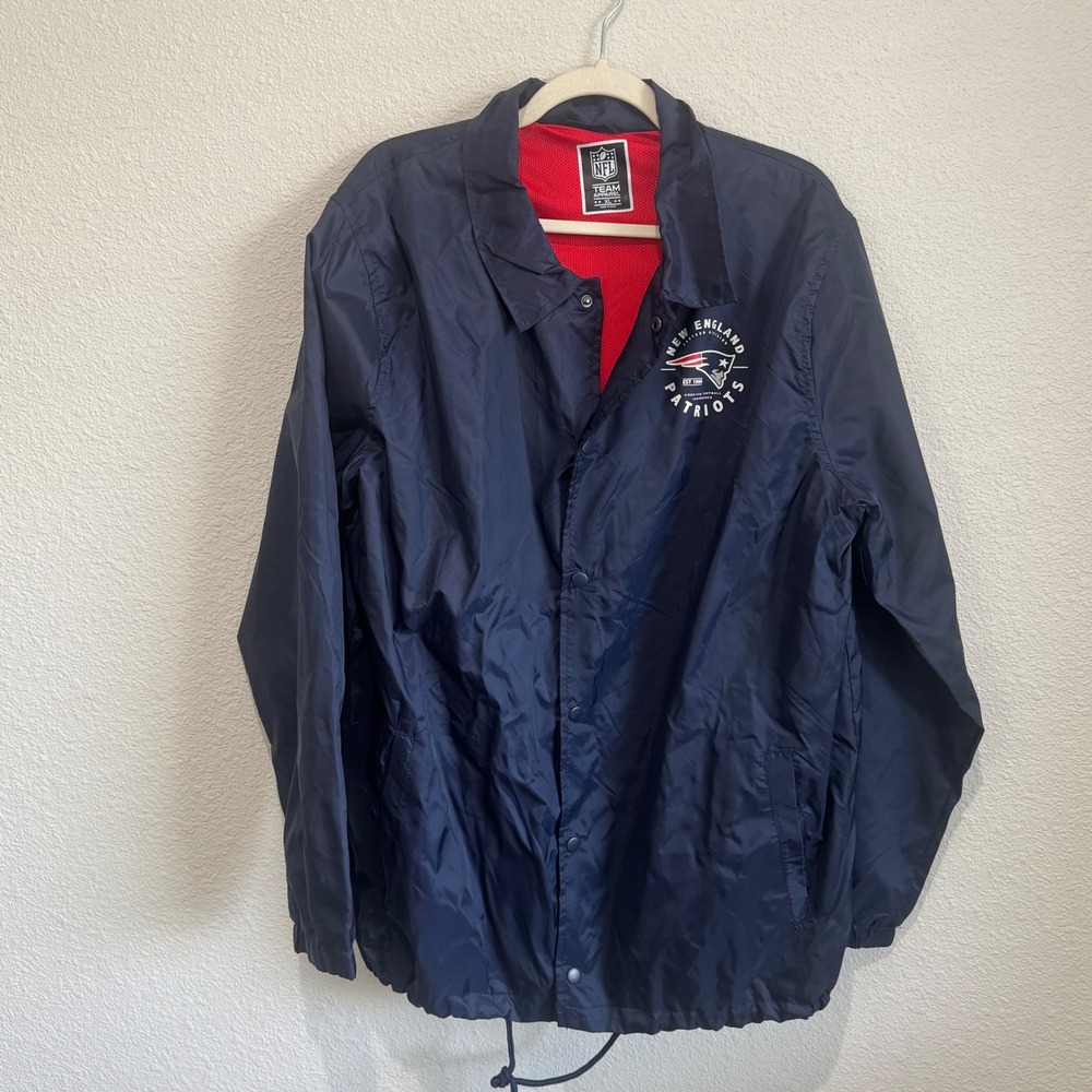 NFL Team Apparel New England Patriots Coaches Jacket Navy Blue Mens XL Sports